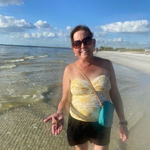 Meet your Posher, Melissa